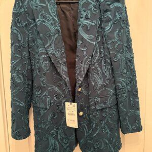 ZARA JACKET WITH OUTSTANDING DETAIL NEVER WORN IN XL